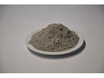 Alkali resistant castable