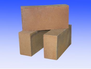 Refractory for kilns