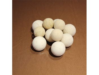 Refractory ball for regenerator